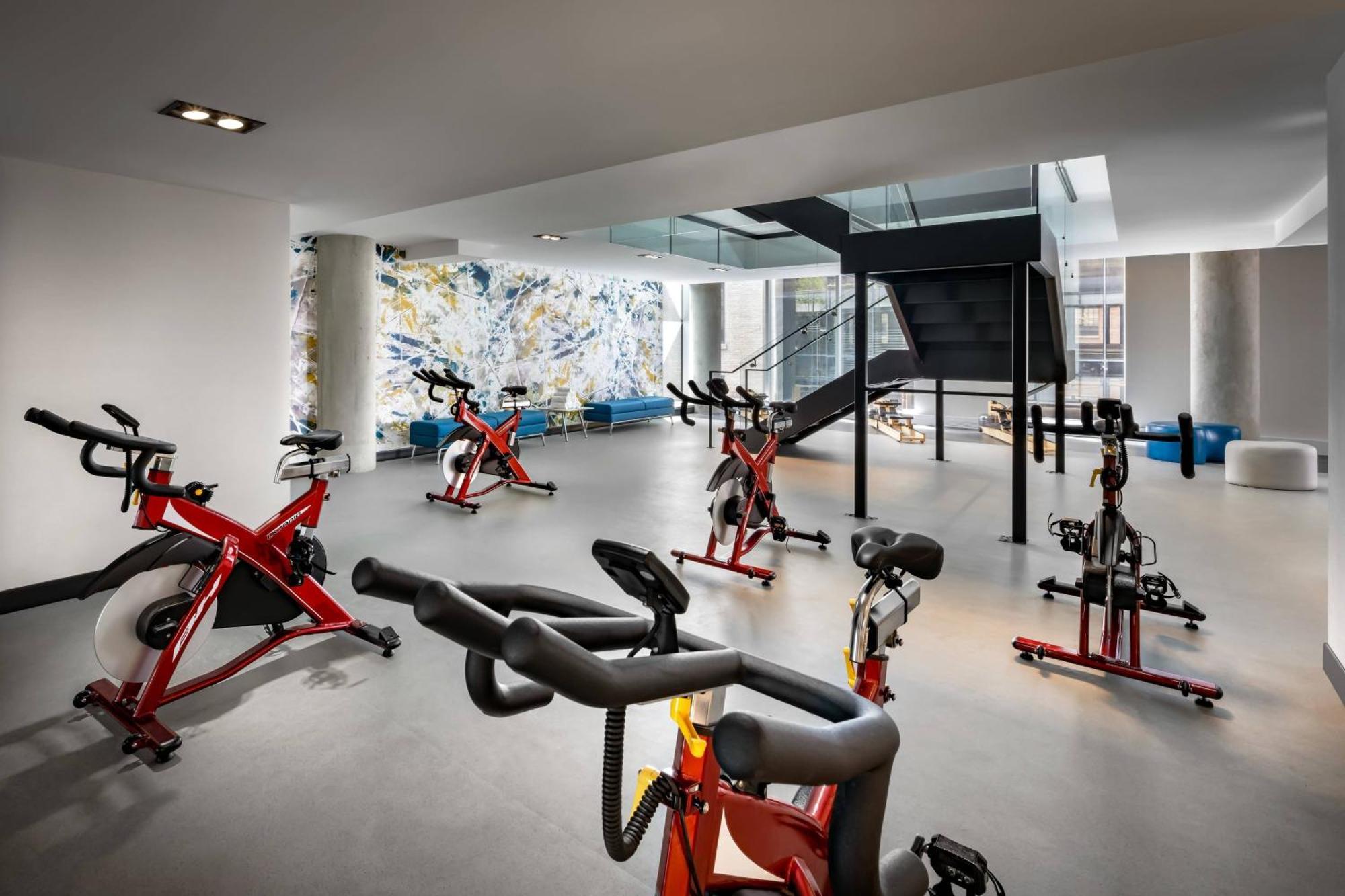 Humaniti Hotel Montreal, Autograph Collection Luaran gambar